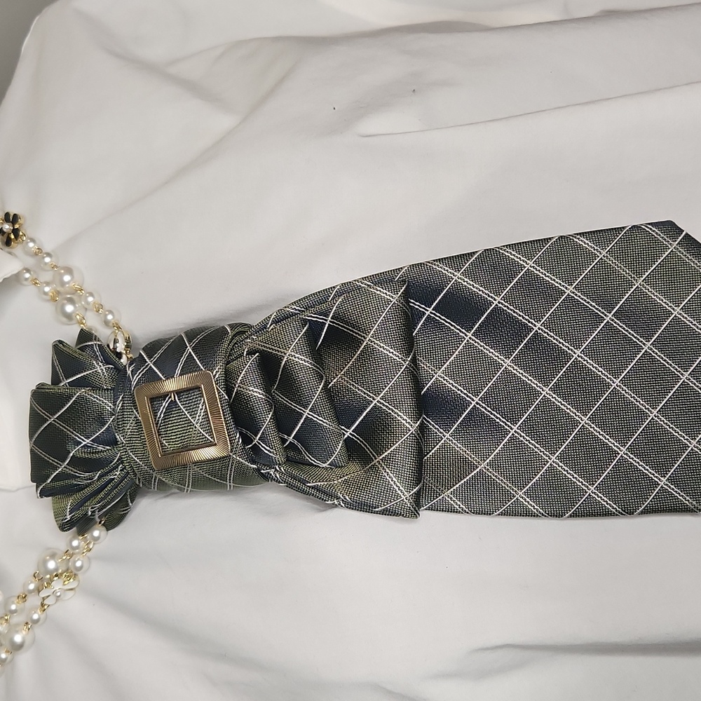 *SOLD*Necktie Necklace